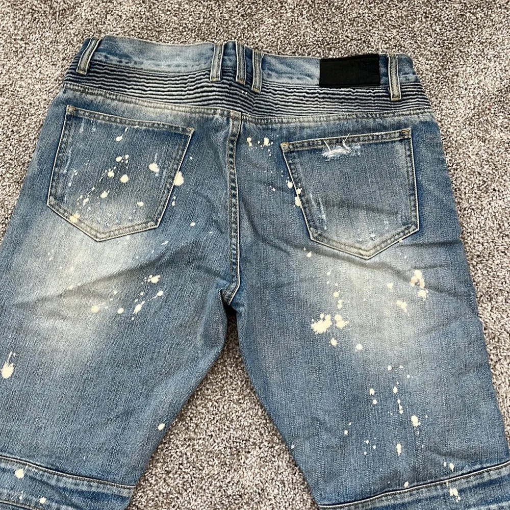 Men Jeans - Picture 5 of 6